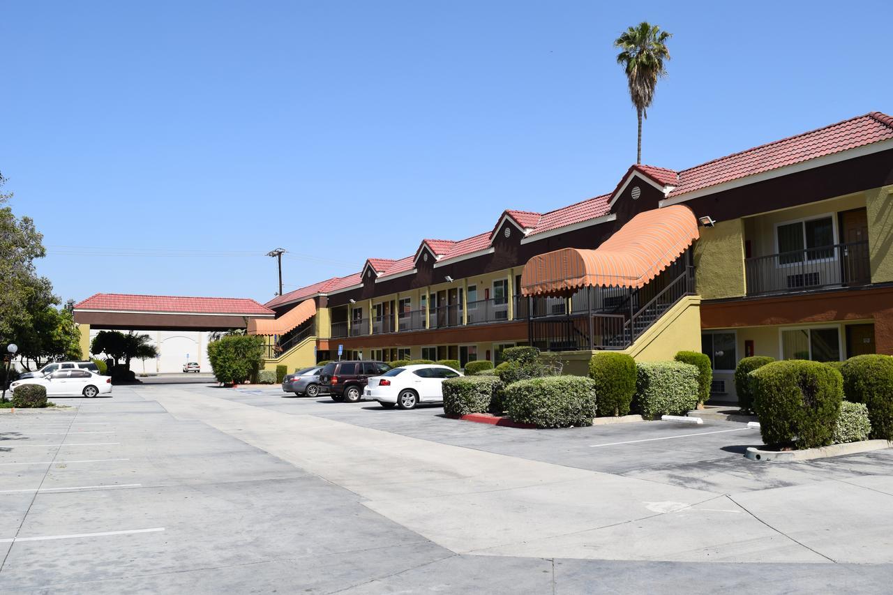 Budget Inn La Puente Ngoại thất bức ảnh