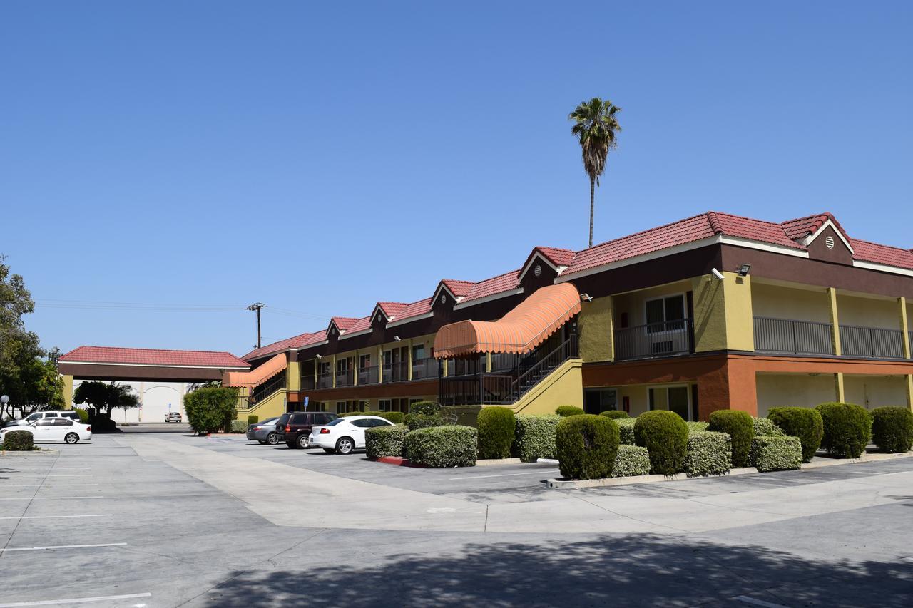 Budget Inn La Puente Ngoại thất bức ảnh
